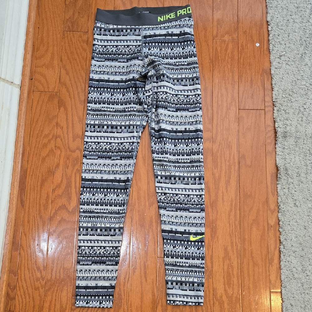 Nike Pro Dri-Fit Patterned Leggings Size Small